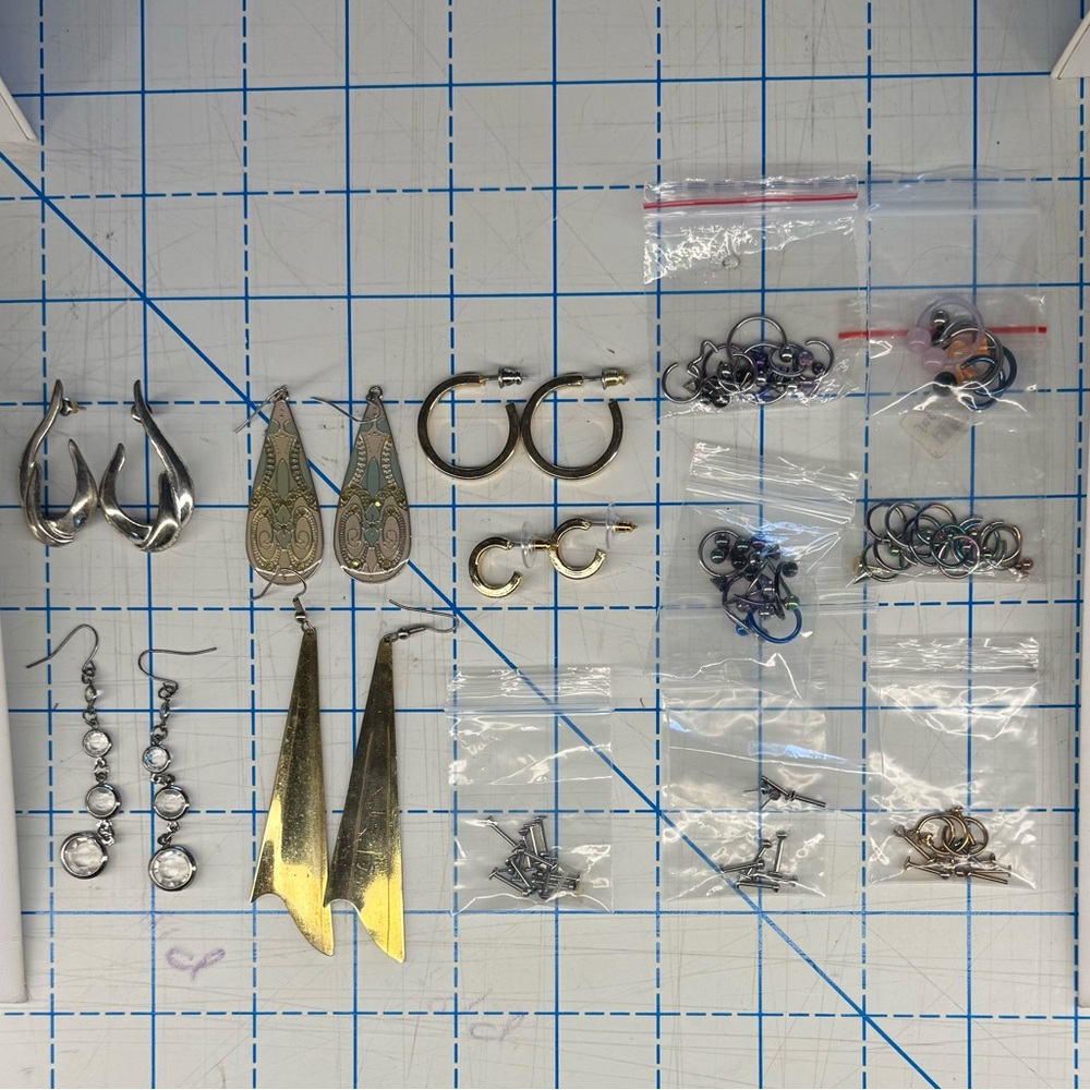 Mixed Metal Earrings and Findings Lot - Gold & Silver Tones